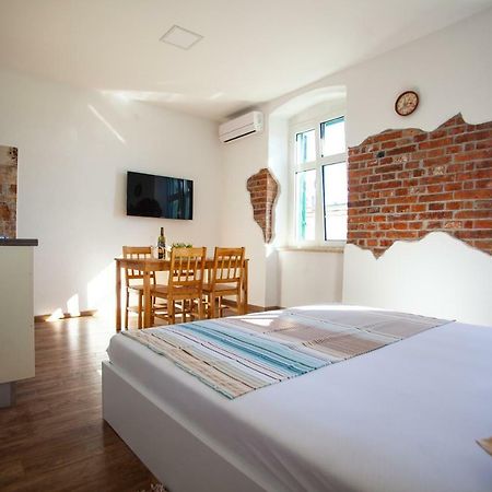 Appartement Lighthouse Rijeka Extérieur photo